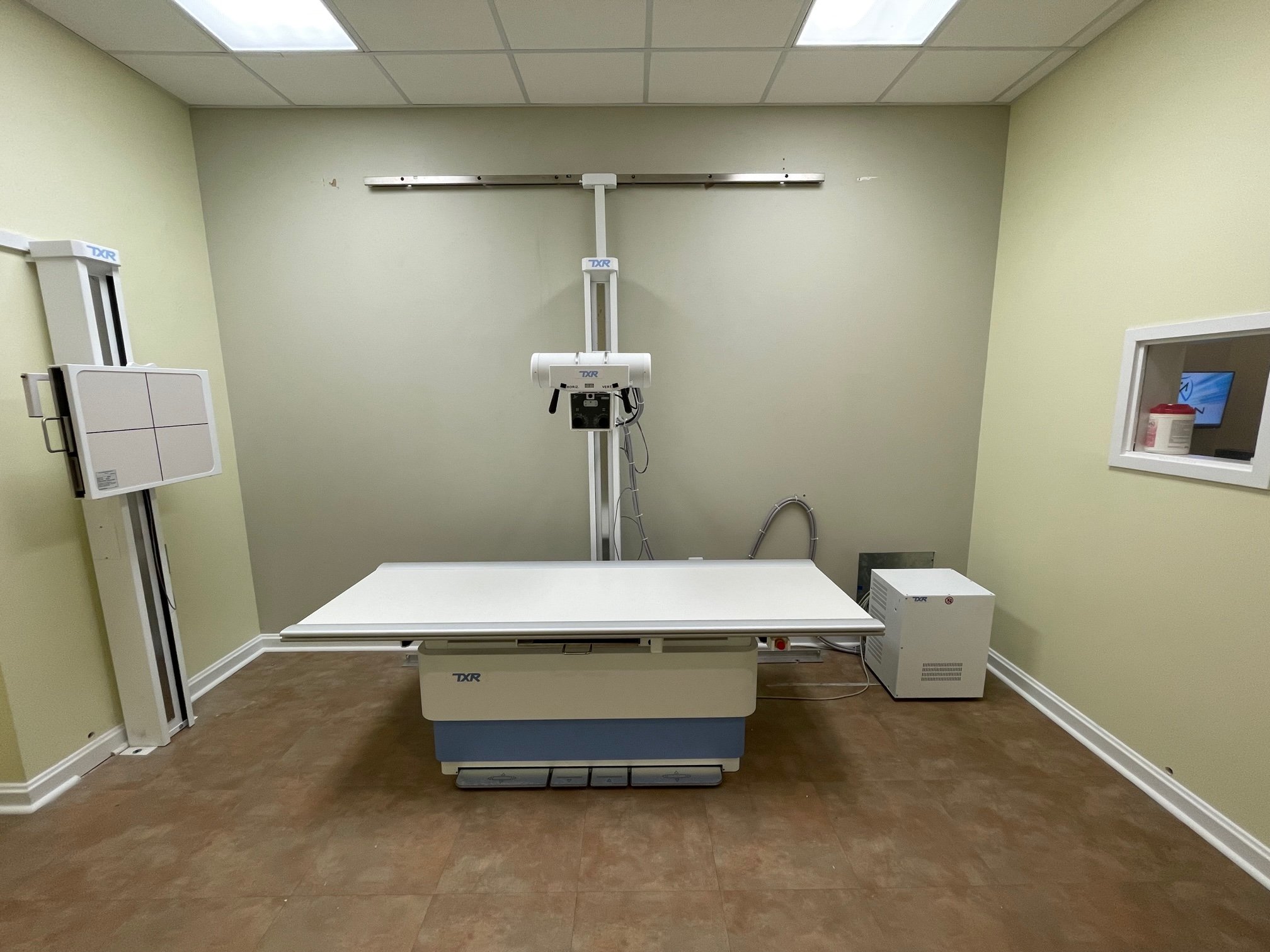 URGENT CARE X-RAY ROOM INSTALLATION